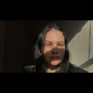 Meet your Posher, Malea